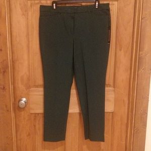 Green Slim Ankle-Length Pants